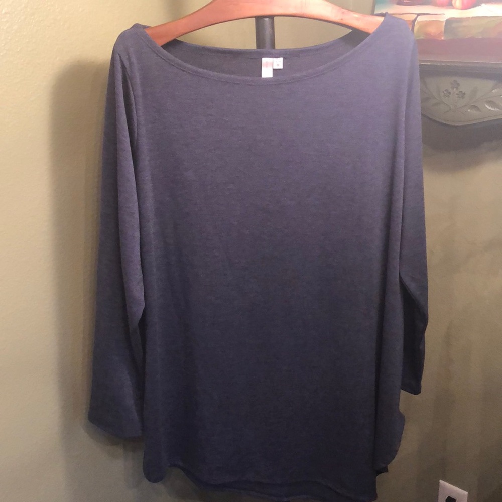 Rhonda Shear Asymmetrical L/S Tunic Top.  2X